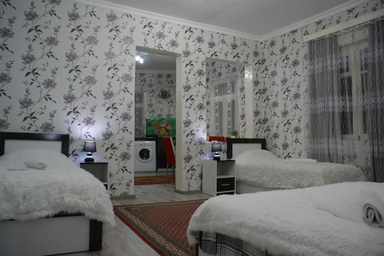 Hotel Jurkha Tbilisi Esterno foto
